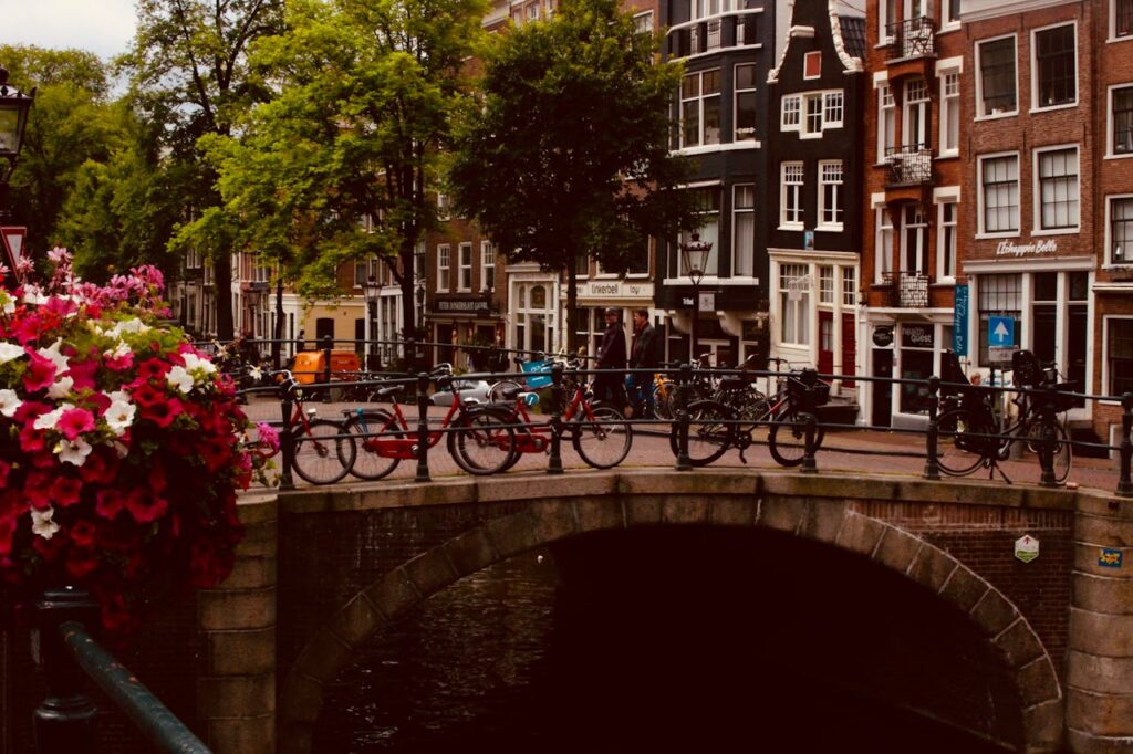 Amsterdam london